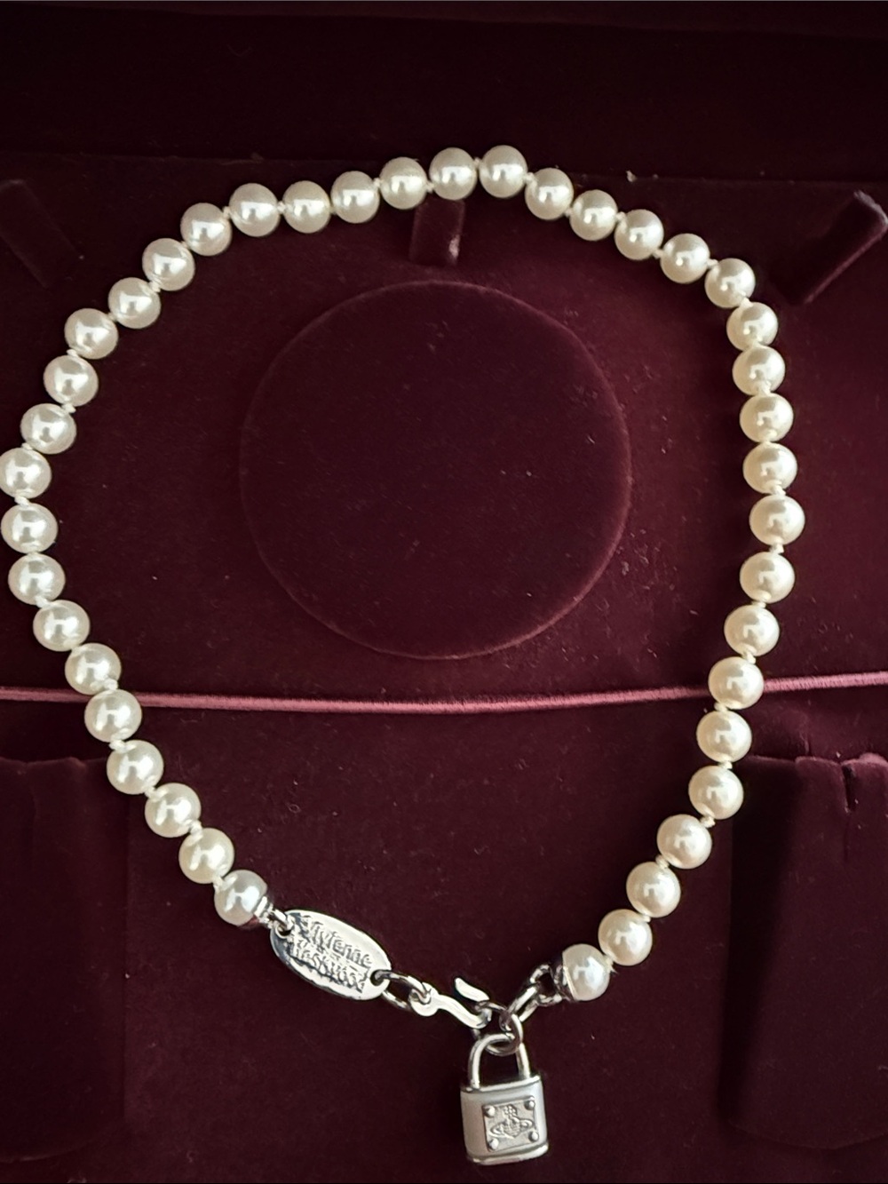 Pearl Necklace with Silver Padlock Charm - White Pearls NEW 16"